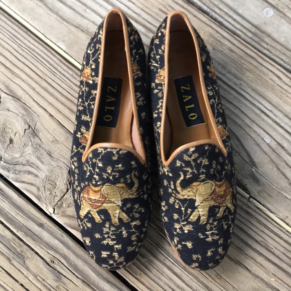 Zalo Shoes - Zalo Elephant 🐘 Print Tapestry Loafers Sz 7M